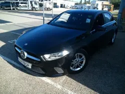 Preto Usado 2020 Mercedes A180 Business Citadino | € 23.990 (Preço justo)