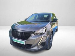 Cinzento Usado 2023 Peugeot 2008 SUV | € 17.740 (Bom preço)
