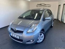 Cinza Usado 2010 Toyota Yaris Citadino | € 5.950 (Bom preço)