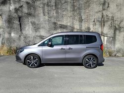Usado 2022 Mercedes 180 Progressive Sedan | € 32.500 (Preço justo)