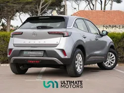 Cinza Usado 2023 Opel Mokka-e Edition SUV | € 21.950 (Preço justo)