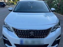 Usado 2018 Peugeot 3008 Sedan | € 18.500 (Preço justo)