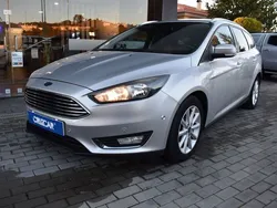 Cinza Usado 2015 Ford Focus Titanium Sedan | € 9.499 (Preço justo)