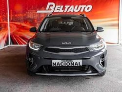 Cinza Usado 2022 Kia Stonic SUV | € 16.800 (Preço justo)