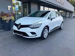 Branco Usado 2017 Renault Clio IV | € 8.500 (Bom preço)