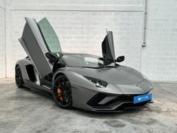 Cinzento Usado 2021 Lamborghini Aventador | € 680.000