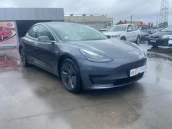 Cinza Usado 2020 Tesla Model 3 Sedan | € 25.900 (Preço justo)