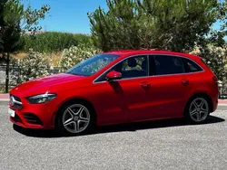 Vermelho Usado 2019 Mercedes B180 AMG line Monovolume | € 23.480 (Super Preço)