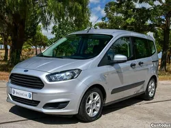 Cinza Usado 2016 Ford Tourneo Titanium Carrinha | € 9.450
