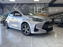 Cinzento Usado 2022 Toyota Yaris | € 17.499 (Super Preço)