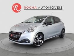 Branco Usado 2017 Peugeot 208 GT-line Citadino | € 9.690 (Bom preço)