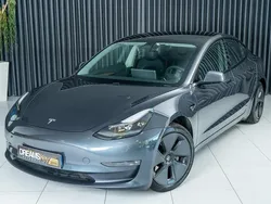 Cinzento Usado 2021 Tesla Model 3 Sedan | € 28.900 (Bom preço)