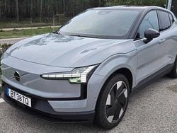 Usado 2024 Volvo EX30 Ultra SUV | € 35.700 (Bom preço)