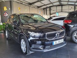 Preto Usado 2021 Volvo XC40 Momentum SUV | € 26.990 (Preço justo)
