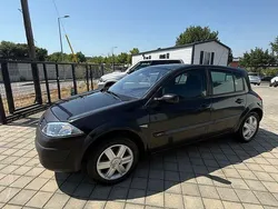 Preto Usado 2005 Renault Mégane II Dynamique Sedan | € 2.900 (Preço justo)
