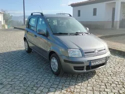 Cinzento Usado 2011 Fiat Panda Active Citadino | € 4.990
