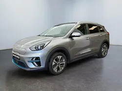 Cinza Usado 2022 Kia e-Niro Active SUV | € 22.500 (Bom preço)