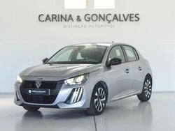 Branco Usado 2024 Peugeot 208 Active Citadino | € 17.750 (Preço justo)