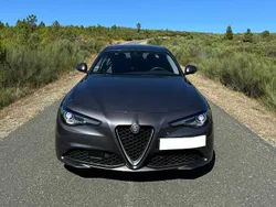 Cinzento Usado 2016 Alfa Romeo Giulia Sedan | € 22.950 (Preço justo)