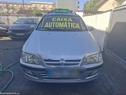 Cinza Usado 2003 Mitsubishi Space Star | € 3.990