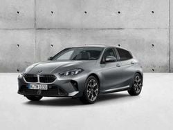 Cinza skyscraper metalizado Novo 2024 BMW 118 Comfort Edition Citadino | € 48.766