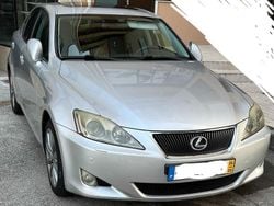 Usado 2006 Lexus IS220d Luxury Line Sedan | € 7.500