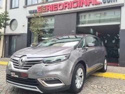 Cinzento (metalizado) Usado 2016 Renault Espace Zen Monovolume | € 13.950 (Preço justo)