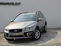 Bege Usado 2013 Volvo XC70 Momentum SUV | € 19.400