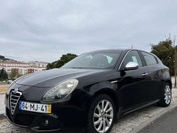 Usado 2011 Alfa Romeo Giulietta Citadino | € 7.750 (Bom preço)