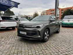 Verde Usado 2024 VW Tiguan SUV | € 46.900