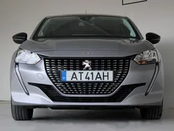 Cinza Usado 2022 Peugeot 208 Allure Citadino | € 14.900 (Bom preço)