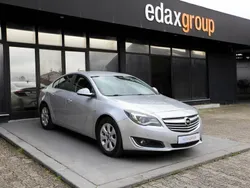 Cinzento Usado 2015 Opel Insignia Cosmo Sedan | € 7.990