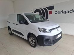 Branco Usado 2023 Fiat Doblò Monovolume | € 17.890 (Preço justo)
