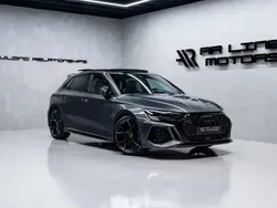 Cinzento Usado 2023 Audi RS3 Sportback Comfort Citadino | € 77.950