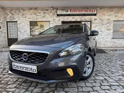 Cinzento Usado 2013 Volvo V40 CC Momentum Carrinha | € 13.500 (Preço justo)