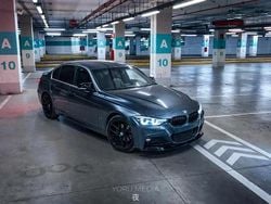 Cinzento Usado 2018 BMW 330 Sedan | € 22.490 (Bom preço)