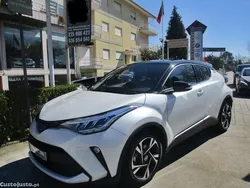 Branco Usado 2022 Toyota C-HR SUV | € 27.500