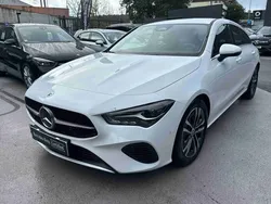 Branco Usado 2024 Mercedes CLA180 Sedan | € 43.900 (Preço justo)