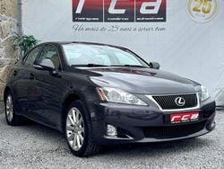 Cinza Usado 2009 Lexus IS220d Executive Line Sedan | € 7.490