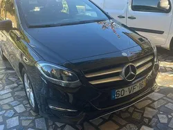Usado 2016 Mercedes B180 Monovolume | € 13.500