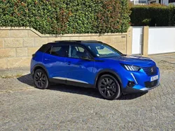 Azul Usado 2020 Peugeot e-2008 GT SUV | € 17.900 (Super Preço)