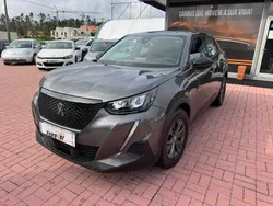 Cinza Usado 2022 Peugeot 2008 Active SUV | € 16.900 (Bom preço)