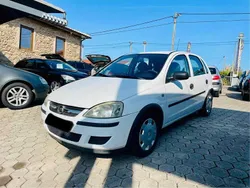 Branco Usado 2004 Opel Corsa Cosmo | € 2.390 (Preço elevado)