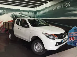 Branco Usado 2017 Mitsubishi L200 Pickup | € 19.999