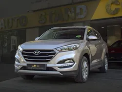 Cinza Usado 2018 Hyundai Tucson SUV | € 17.690 (Preço elevado)