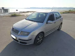 Usado 2005 Skoda Fabia Sedan | € 1.550 (Bom preço)