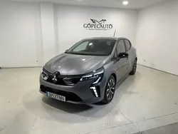 Cinzento Usado 2024 Mitsubishi Colt | € 17.490 (Preço justo)