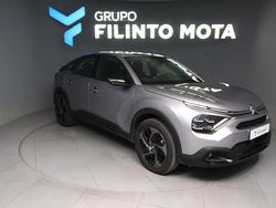 Cinzento Usado 2024 Citroën C4 PureTech Sedan | € 19.340 (Preço justo)