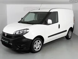 Branco Usado 2020 Fiat Doblò Monovolume | € 13.980 (Preço justo)