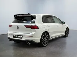 Branco Usado 2022 VW Golf VIII GTI | € 38.750 (Preço elevado)